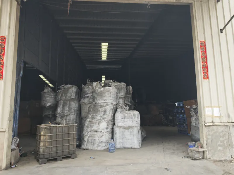Bagged cargo in a warehouse