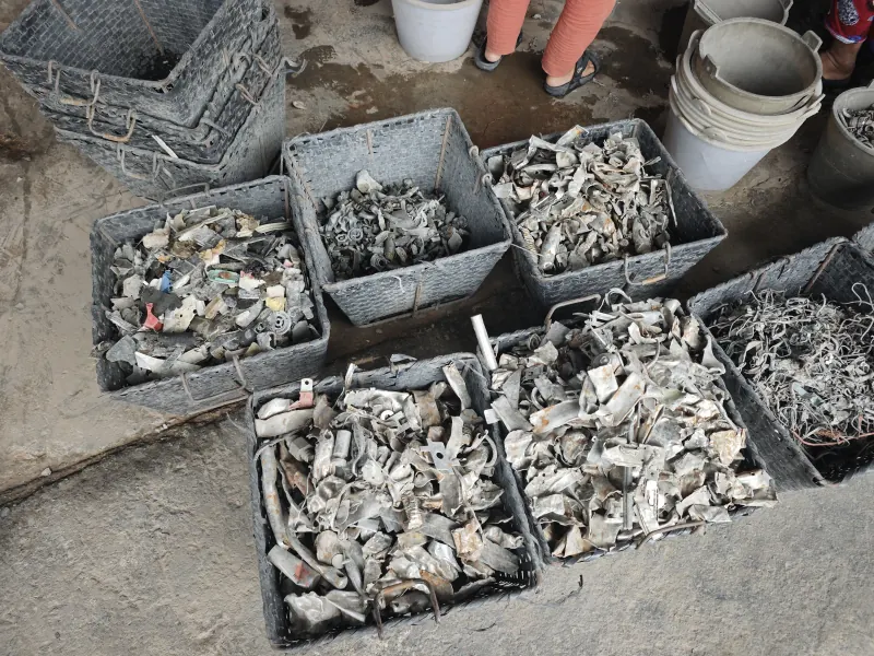 Thùng phân loại vật liệu