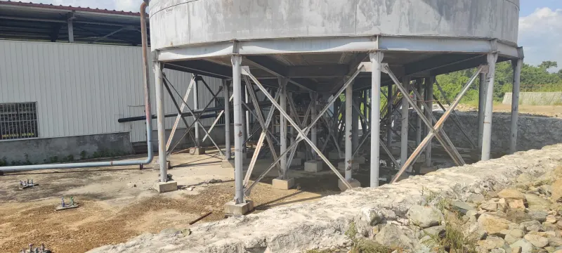 Hopper and conveying equipment