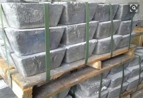Antimony ingots secured on a pallet. Confirm packaging, batch identifiers and weights for the agreed delivery batch.